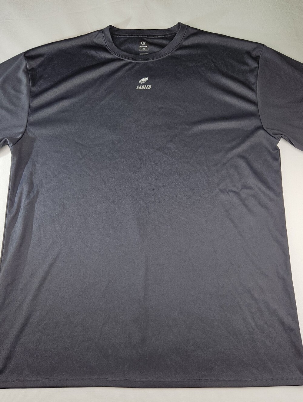 Philadelphia Eagles Cover II NFL Men's Gray Short-Sleeve Performance Tee Size XL